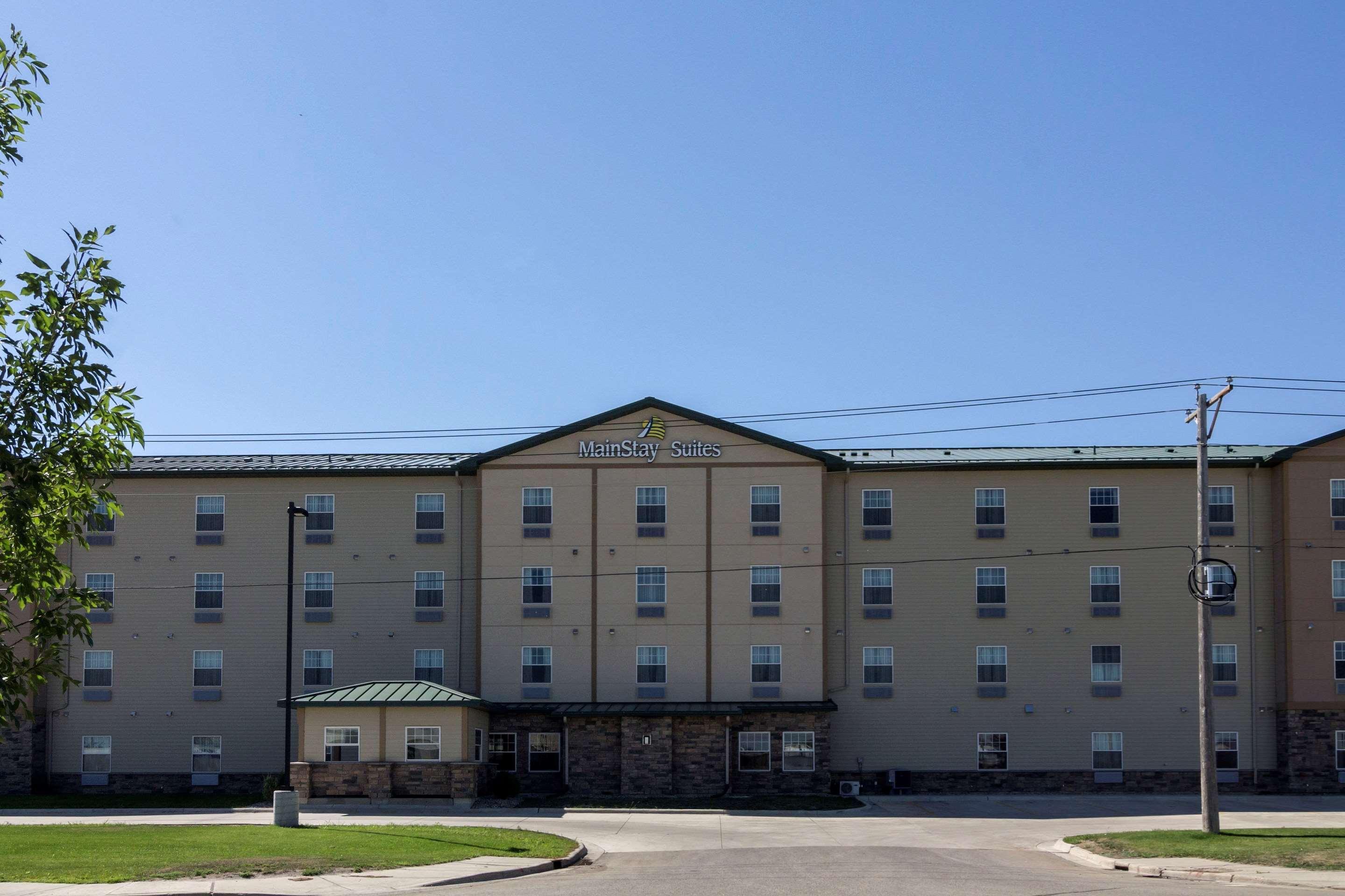 Mainstay Suites Williston Exterior photo