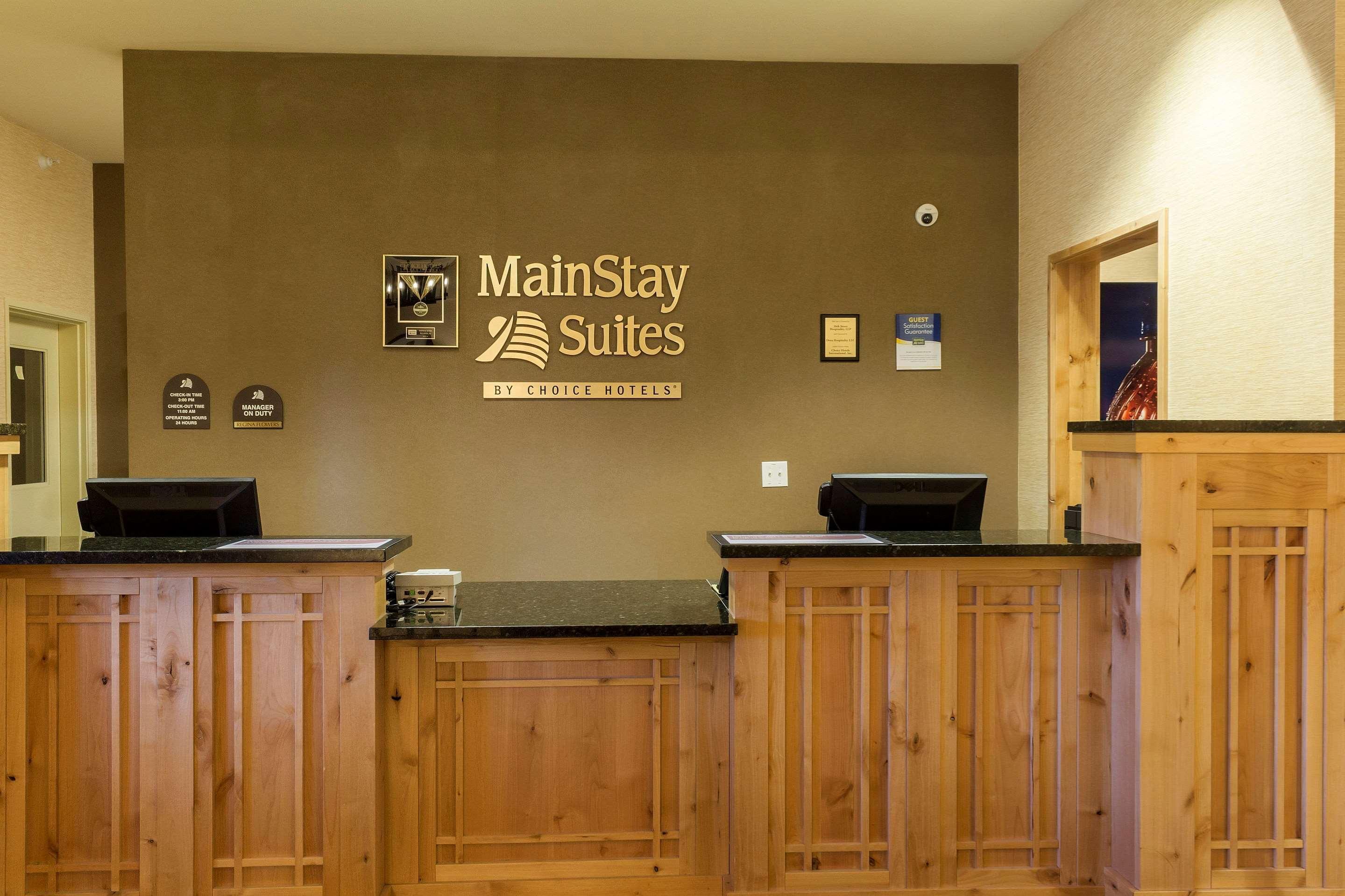 Mainstay Suites Williston Exterior photo
